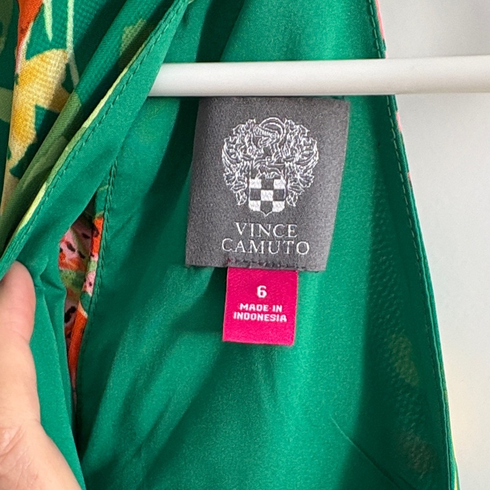 Vince Camuto Green Floral Dress - Picture 2 of 4